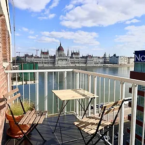  Apartment Riverside Luxury Panorama - Smarttv, Fastwifi Hungary