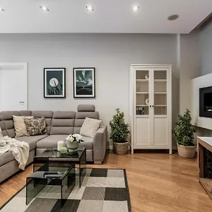 Piedmont - Loftaffair Apartment